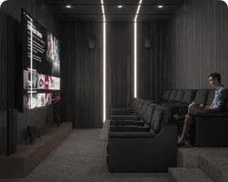 Sala equipada para disfrutar de películas, series o eventos deportivos.